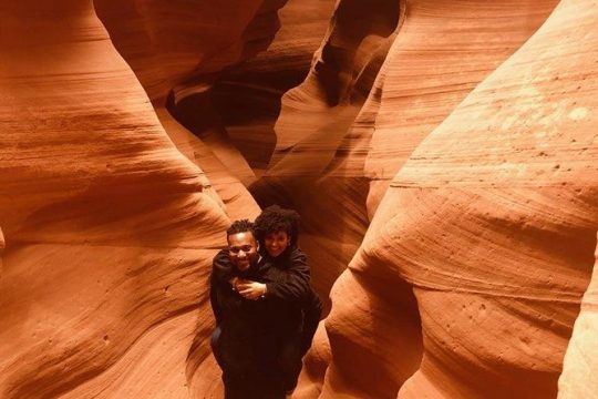 Antelope Canyon & Horseshoe Bend Tour from Las Vegas with Lunch