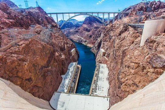 Exclusive: Private Tour of Las Vegas and the Hoover Dam
