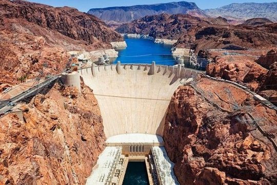 Private roundtrip from Las Vegas to Hoover Dam by SUV - 3.5 hrs