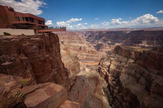 Grand Canyon Helicopter and Eagle Point Rim Landing Tour