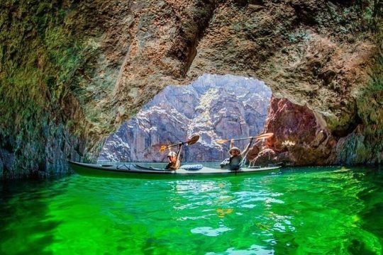 Emerald Cave Kayak Tour