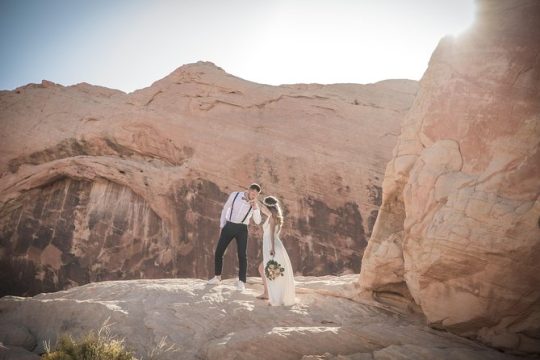 Wedding in French at Valley of Fire