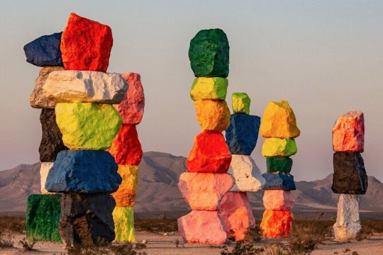 California desert, Seven Magic Mountains and Welcome to Fabulous Las Vegas Sign