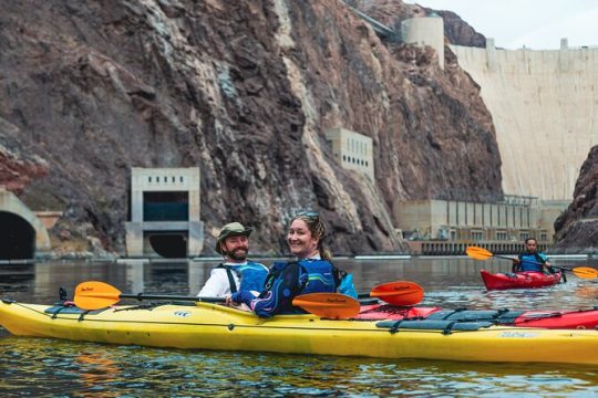 Kayak Hoover Dam with Hot Springs in Las Vegas