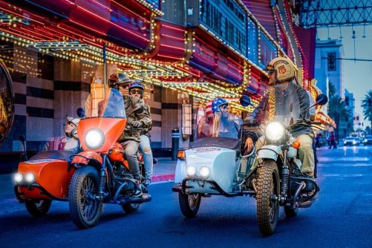 Private 1-Hour Evening Las Vegas Strip Tour in a Sidecar