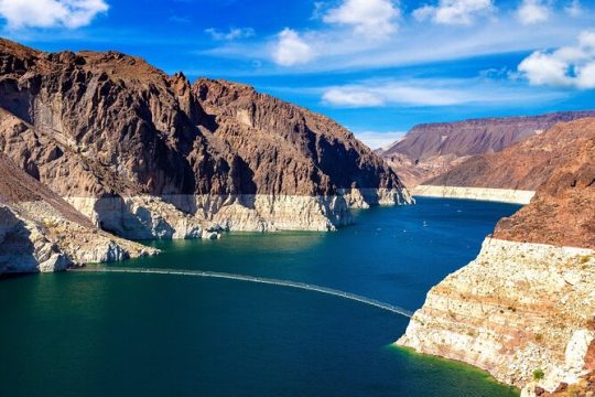 Nevada Self-Guided Audio Tour of Hoover Dam, Lake Mead & Red Rock