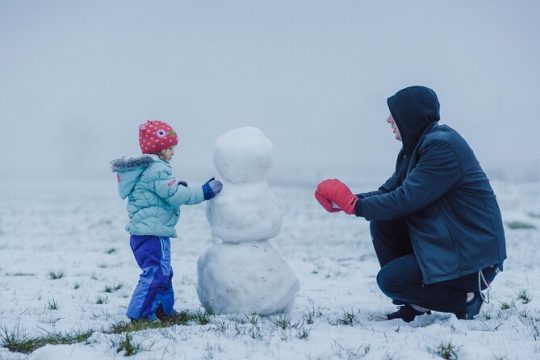 Self-Guided Sledding and Snowman Making in Las Vegas